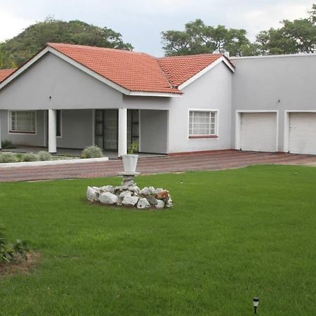 Amazing Guest House Harare Exterior photo
